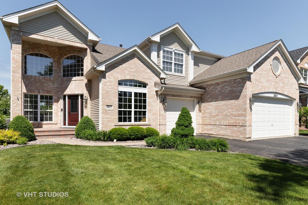 2815 Glenarye Dr., Lindenhurst, IL 60046