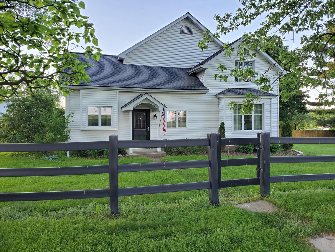 [Address Hidden by Seller], Somonauk, IL 60552