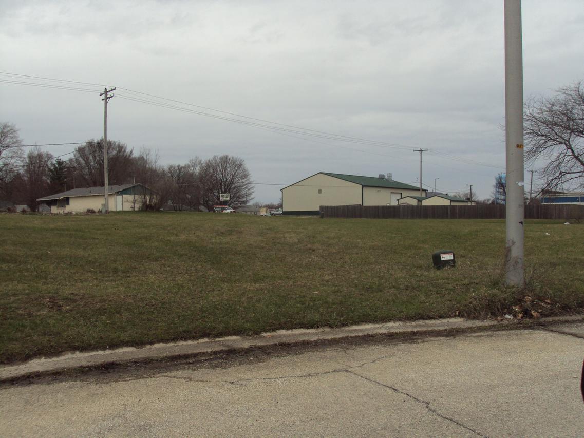 1301 Gates Dr., Rantoul, IL 61866