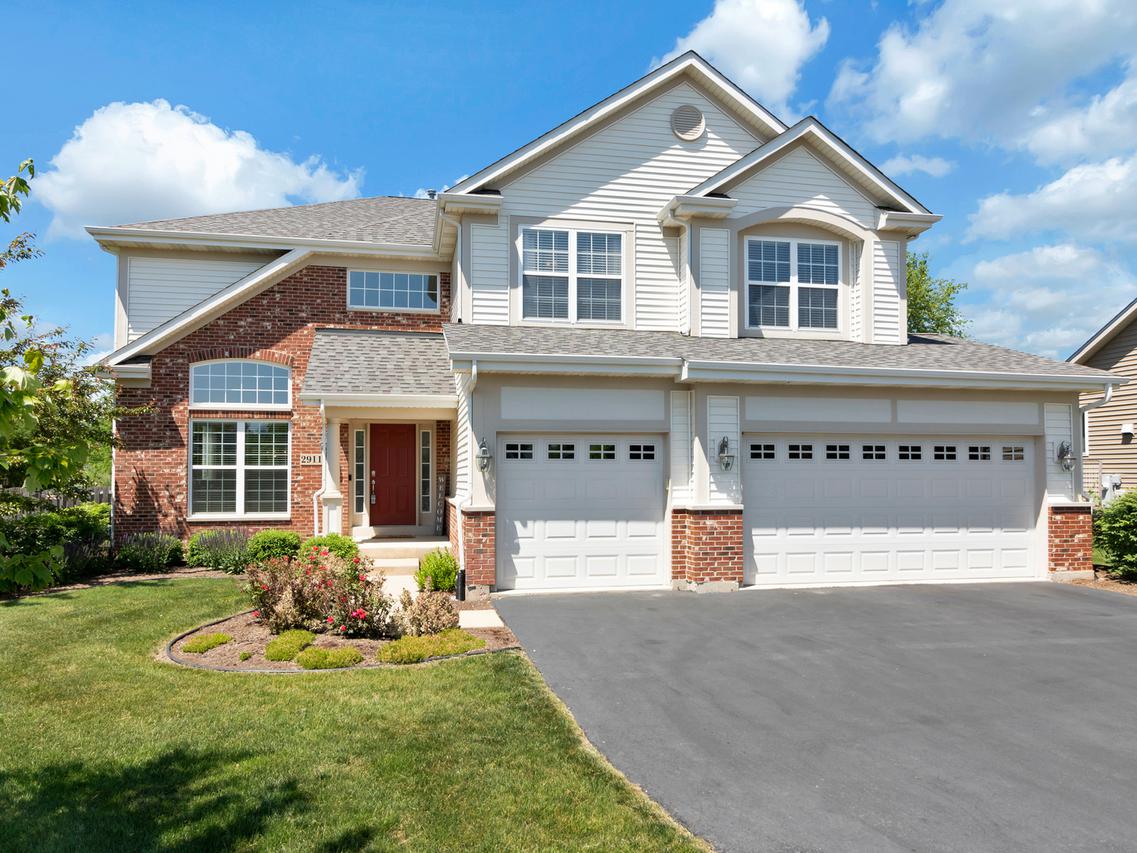 2911 Sauer Ct., North Aurora, IL 60542