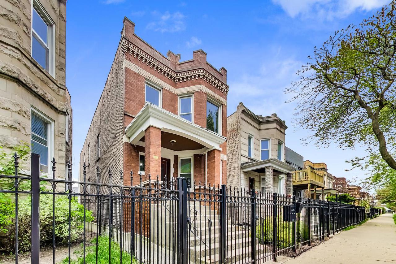 873 N Richmond St., Chicago, IL 60622