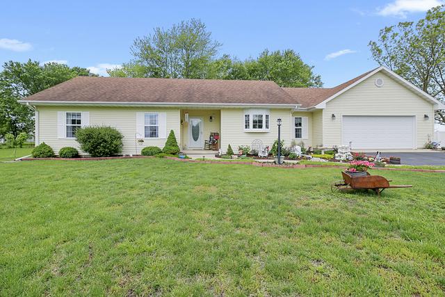 107 N State, Fairmount, IL 61841
