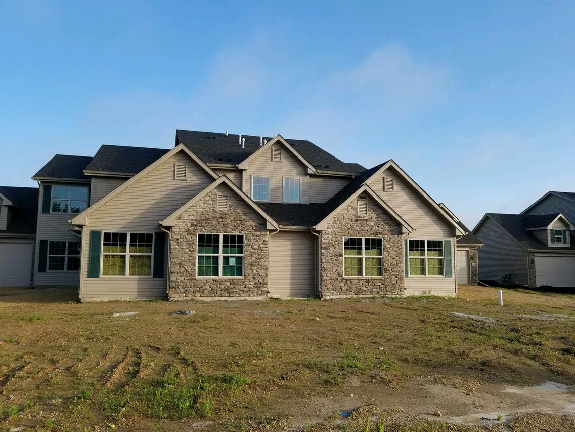 7270 Rolling Hills Ln. #4, Machesney Park, IL 61115