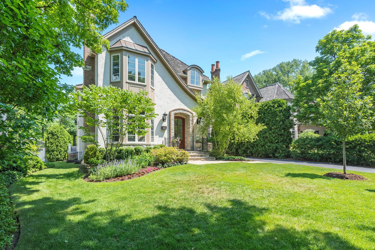 1235 Scott Ave., Winnetka, IL 60093
