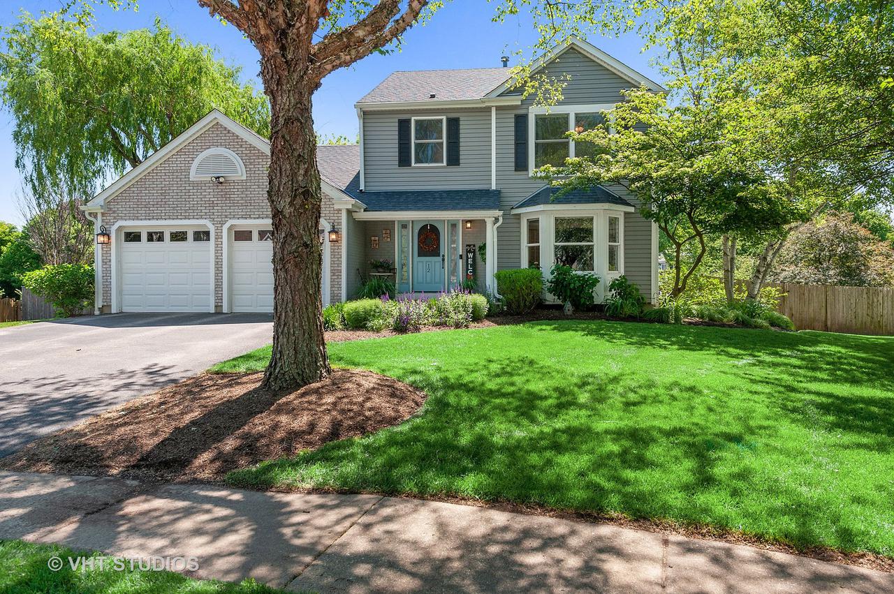 12 Raintree Ct., Cary, IL 60013