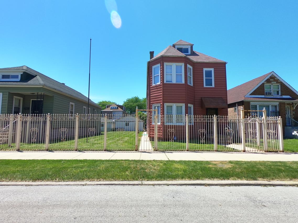 8046 S Brandon Ave., Chicago, IL 60617