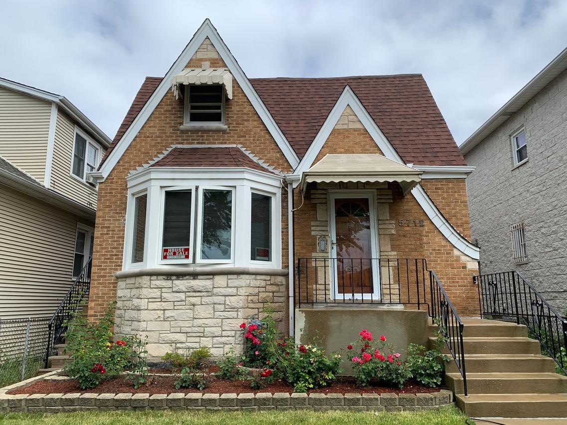 5712 W Cornelia Ave., Chicago, IL 60634