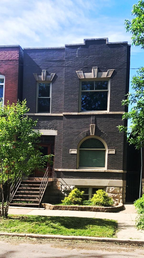 2044 W Thomas St., Chicago, IL 60622