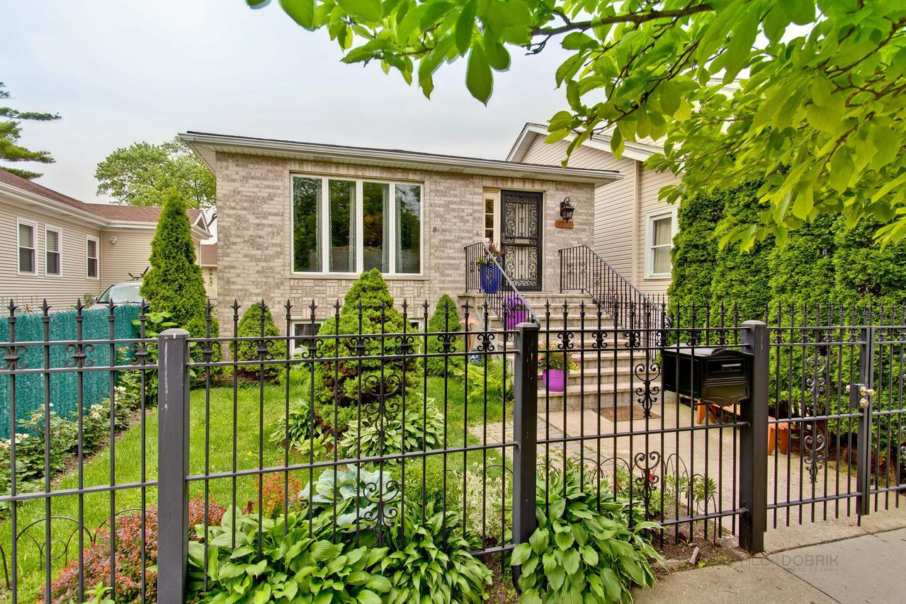 4107 N Melvina Ave., Chicago, IL 60634