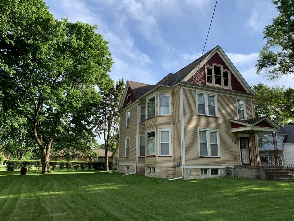 415 E Dekalb St., Somonauk, IL 60552
