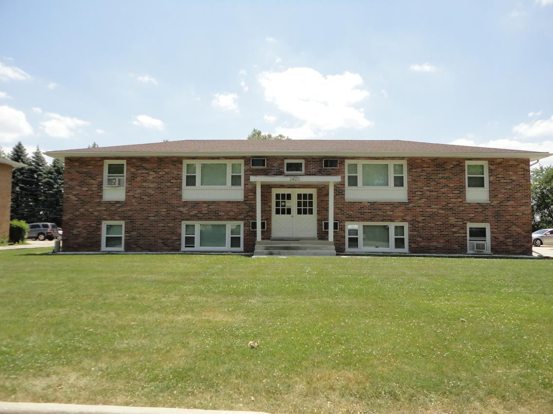 24111 W Hazelcrest Dr., Plainfield, IL 60544