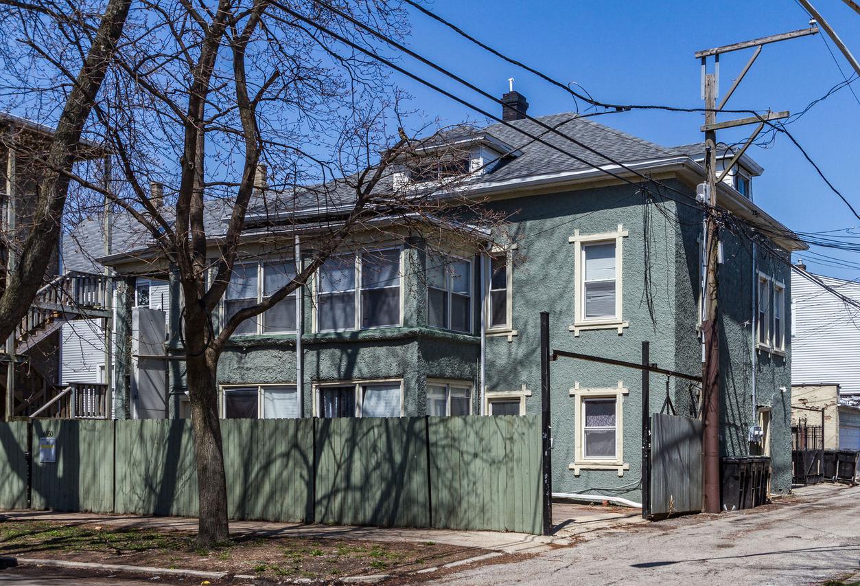 4050 W Cortland St., Chicago, IL 60639