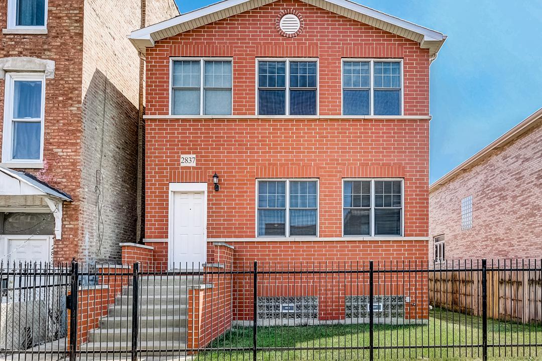 2837 S Keeley St., Chicago, IL 60608