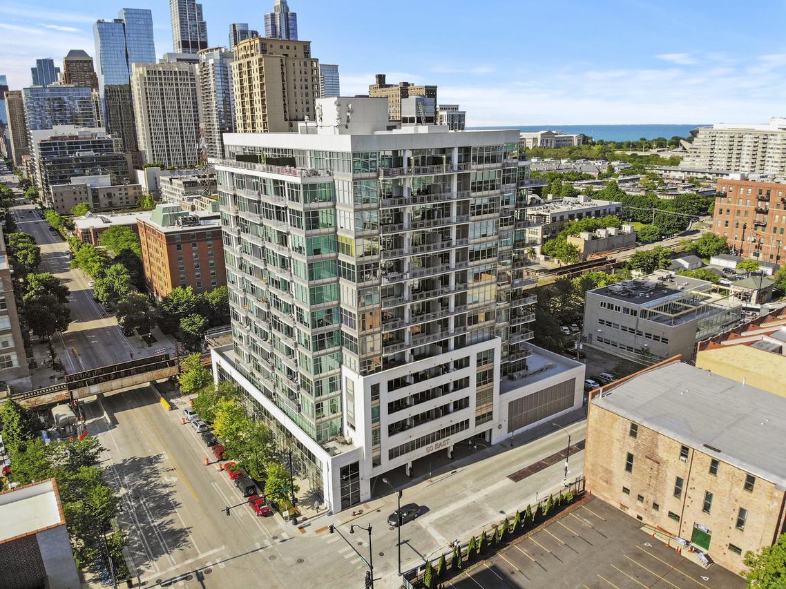 50 E 16th St. #1002, Chicago, IL 60616