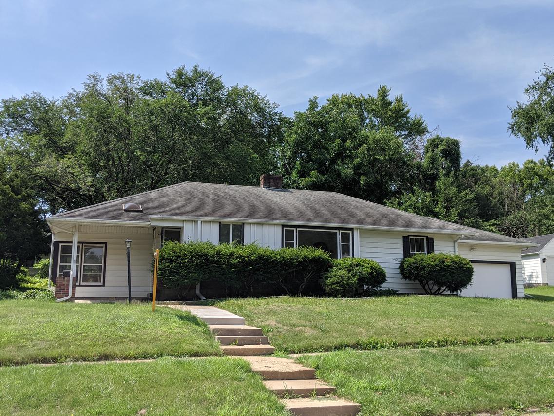 1339 W Logan St., Freeport, IL 61032