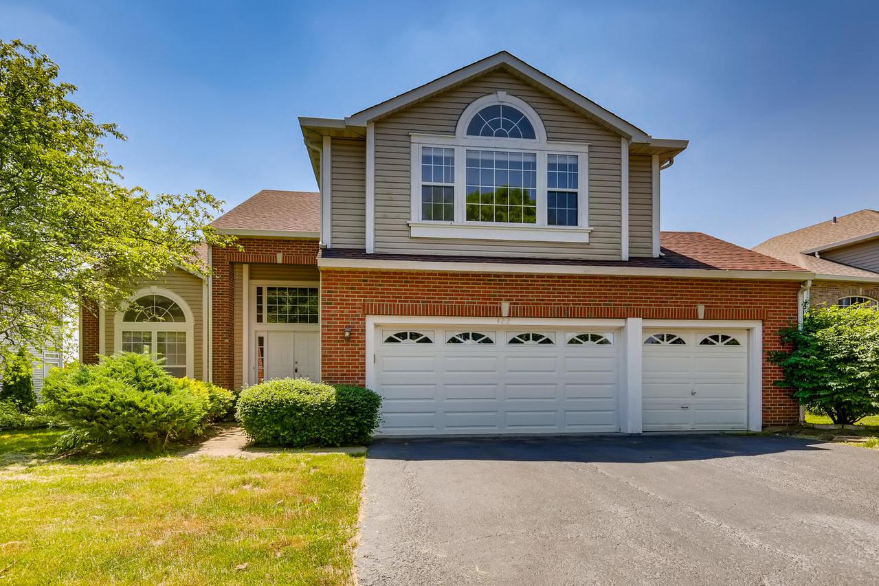 422 Starwood Pass, Lake In The Hills, IL 60156