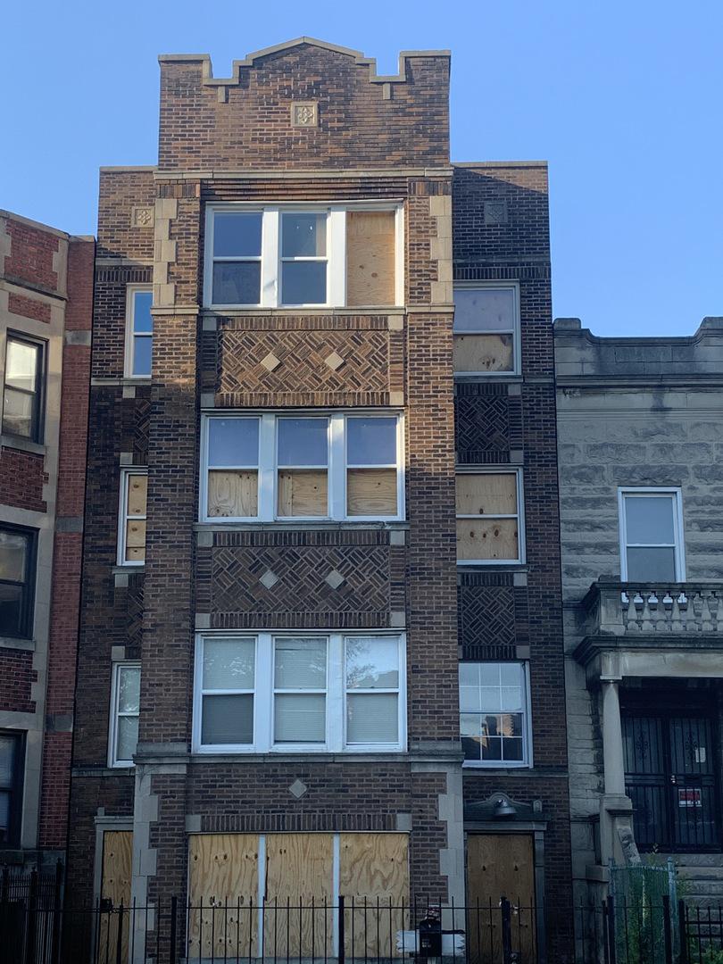 4151 W Washington Blvd., Chicago, IL 60624