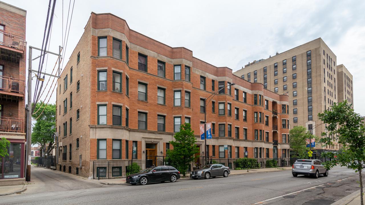 1048 W Lawrence Ave. #2, Chicago, IL 60640