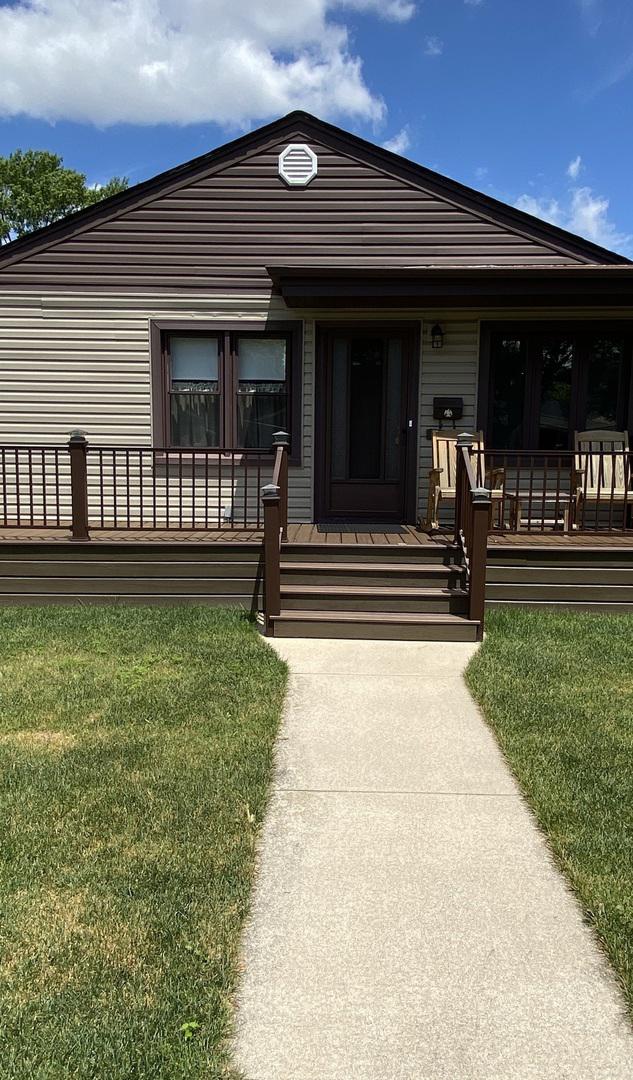 2710 122nd St., Blue Island, IL 60406