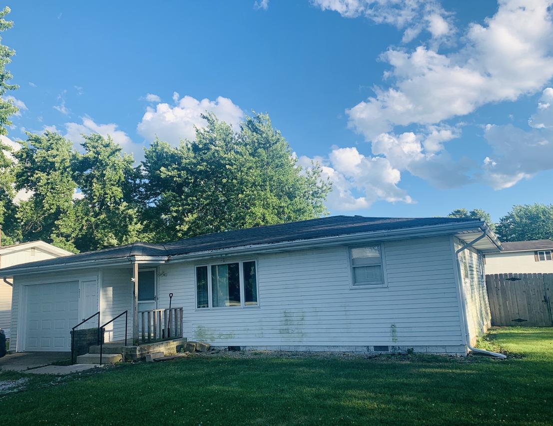 409 W Central St., Buckley, IL 60918