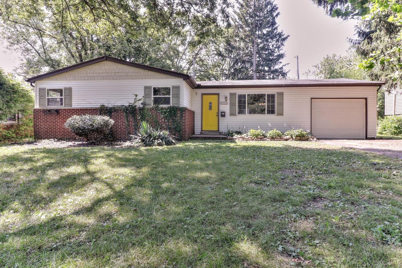 1903 Weaver St., Urbana, IL 61802