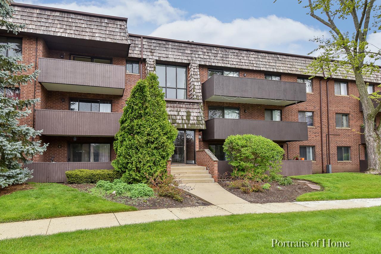 484 Timber Ridge Dr. #307, Carol Stream, IL 60188