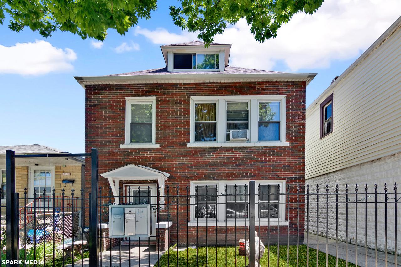 4147 S Campbell Ave., Chicago, IL 60632