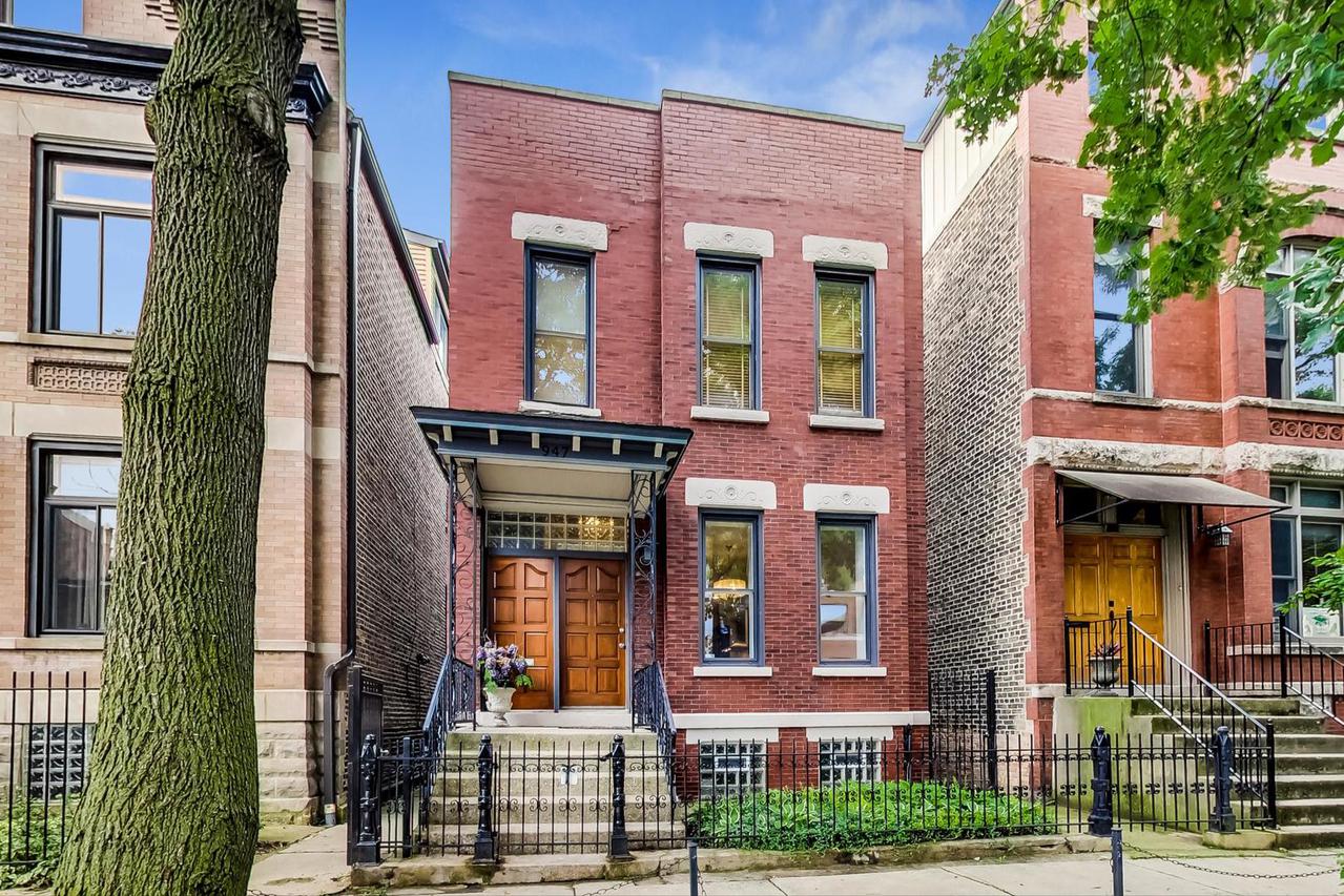 947 N Winchester Ave., Chicago, IL 60622