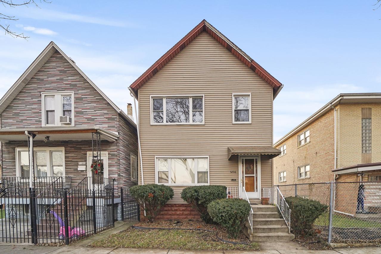 5206 S Homan Ave., Chicago, IL 60632