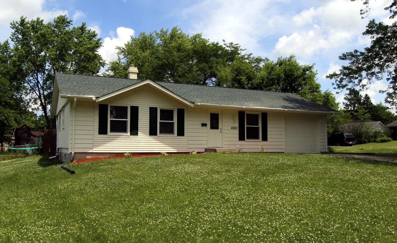 4820 Waukegan Dr., Rockford, IL 61108