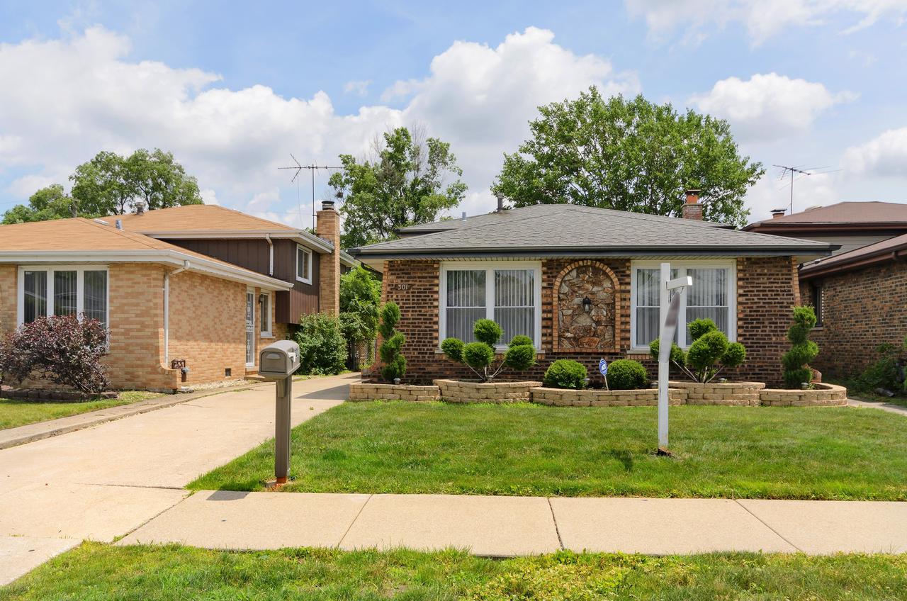 301 Cornell Ave., Calumet City, IL 60409