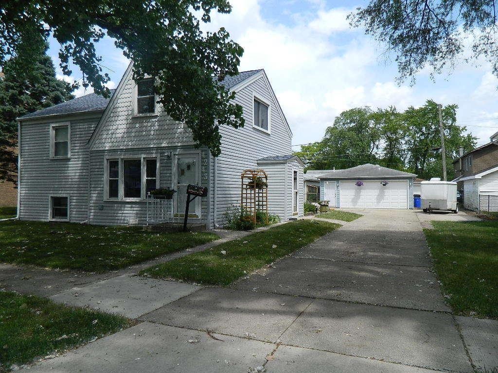 4243 Maple Ave., Lyons, IL 60534