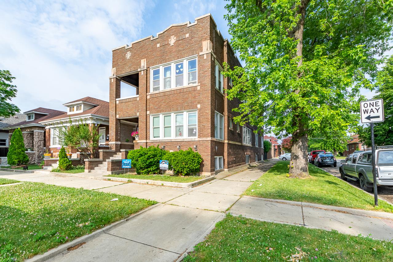 5700 S Campbell Ave., Chicago, IL 60629