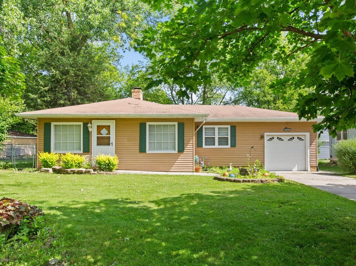 18244 W Elm St., Grayslake, IL 60030