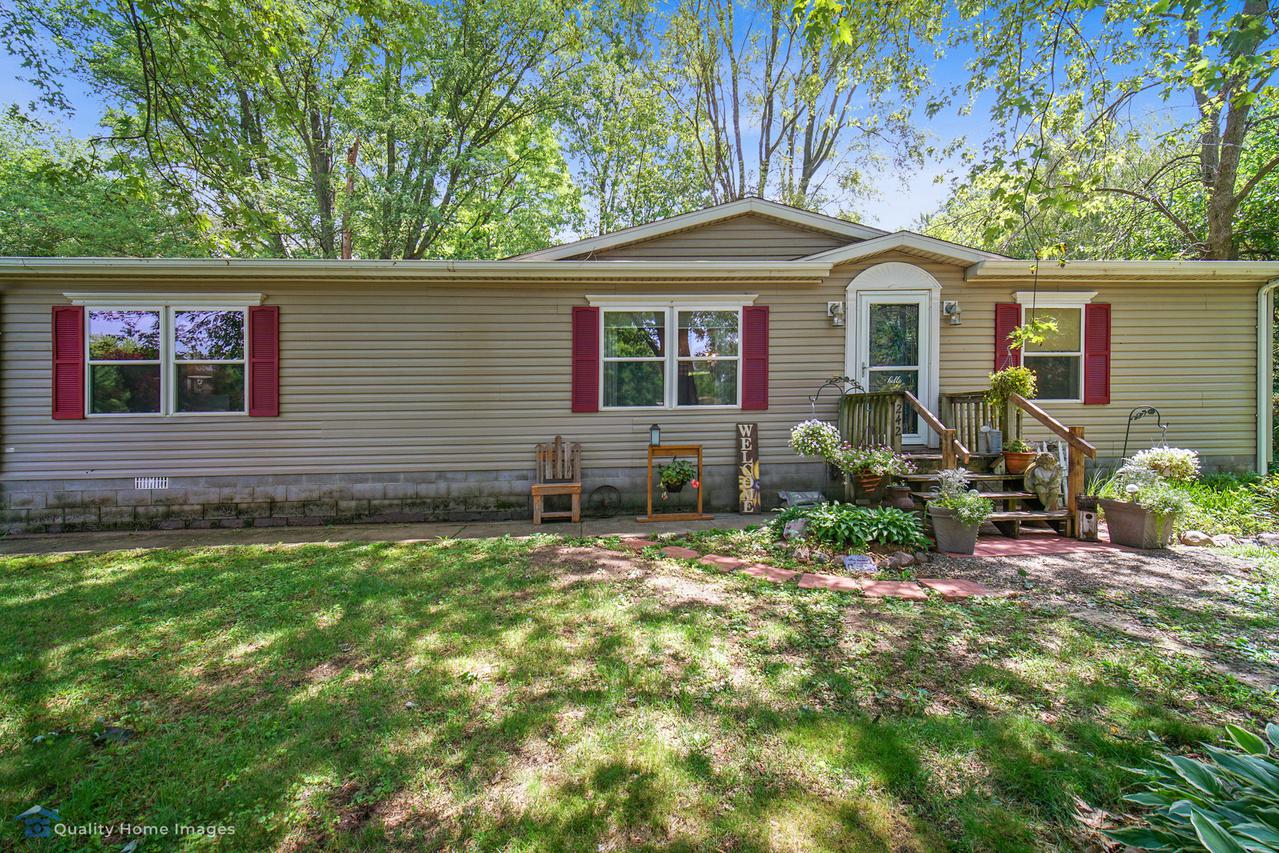 242 S Center St., Godley, IL 60407
