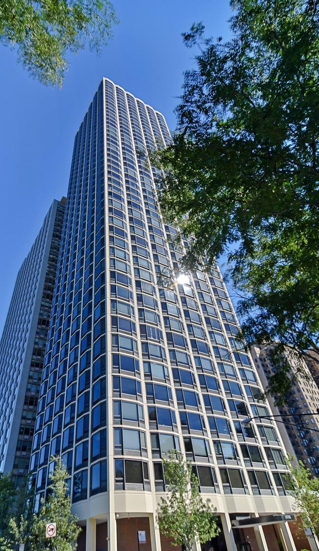 1555 N Astor St. #19W, Chicago, IL 60610