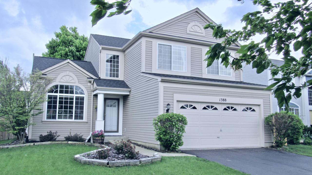 1388 W Braymore Cir., Naperville, IL 60564