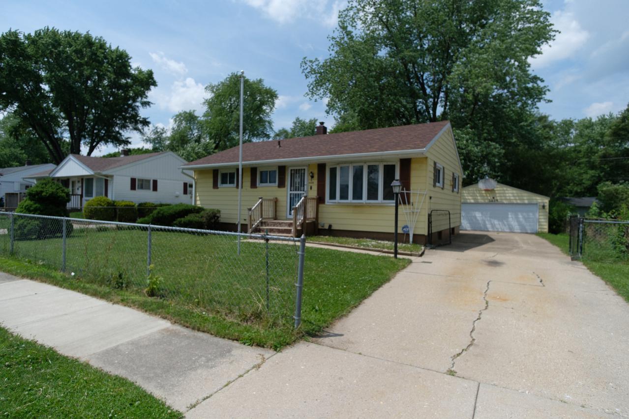 1413 Kingsley Dr., Machesney Park, IL 61115