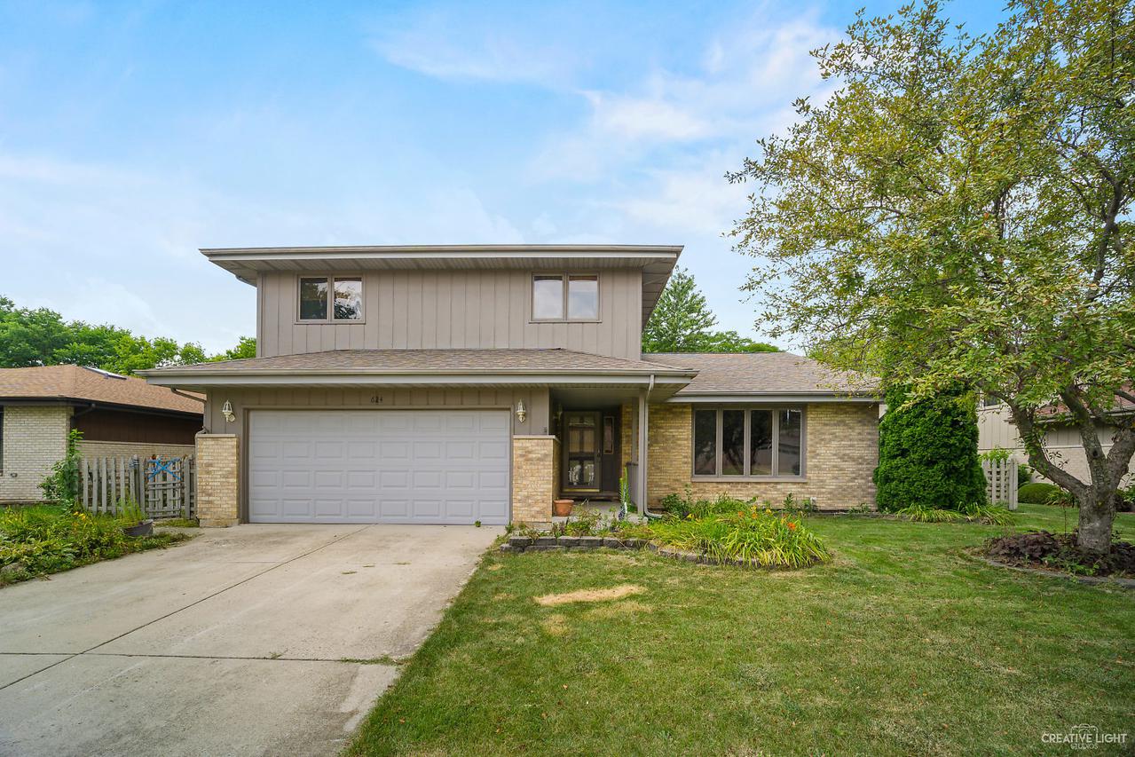 624 Driftwood Ave., Romeoville, IL 60446