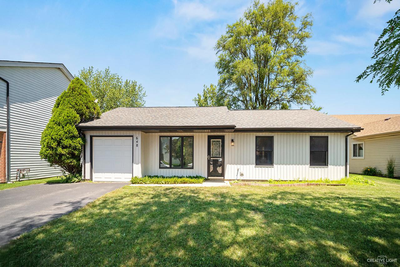 648 Niagara Dr., Bolingbrook, IL 60440