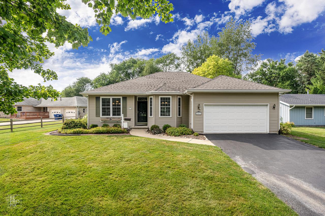 1511 Sunrise Dr., Dekalb, IL 60115