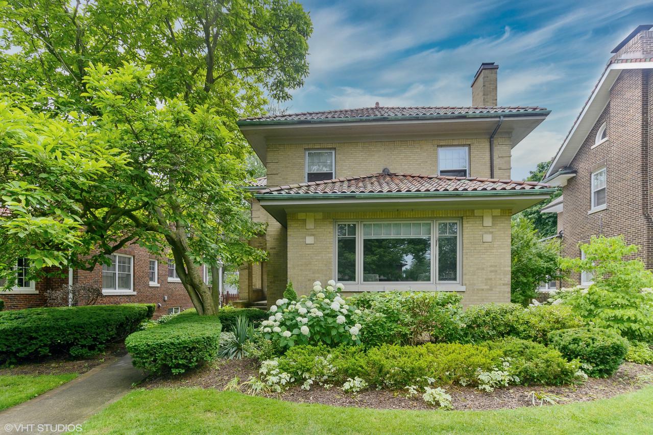 10140 S Leavitt St., Chicago, IL 60643