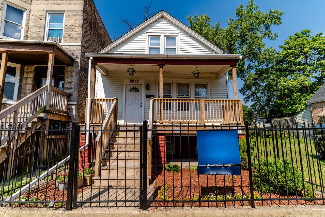 6952 S Laflin St., Chicago, IL 60636