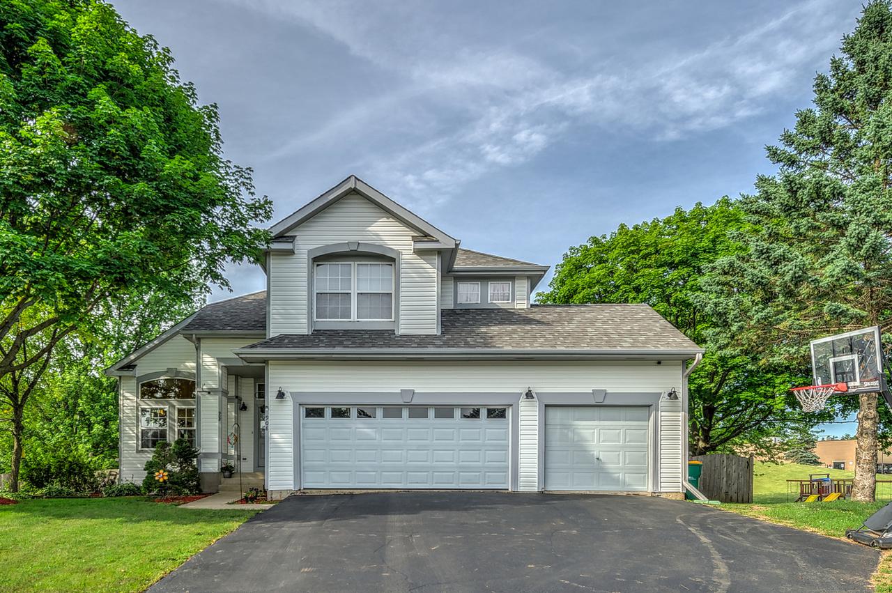 908 School Ct., Round Lake, IL 60073