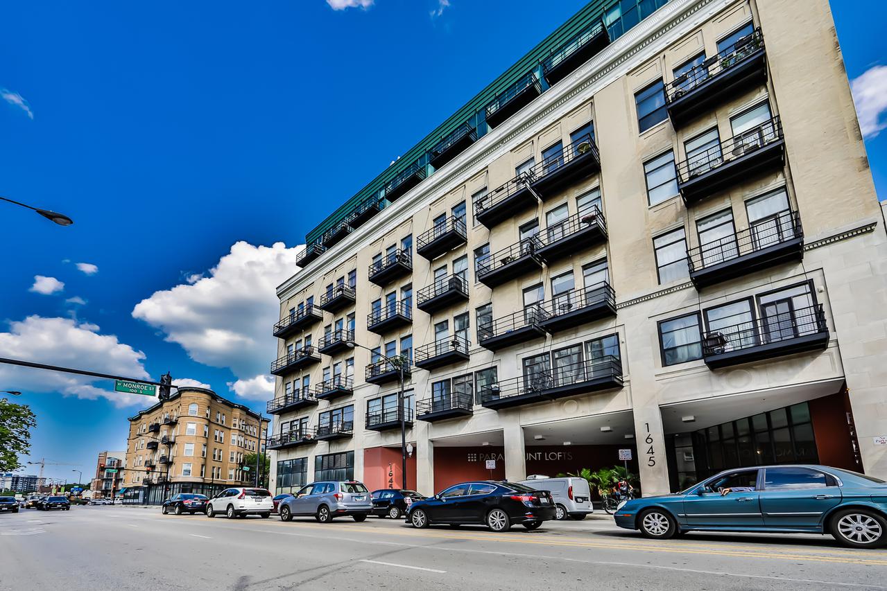 1645 W Ogden Ave. #541, Chicago, IL 60612