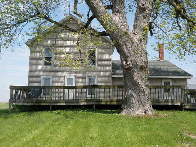 23372 2950 East St., Lamoille, IL 61330