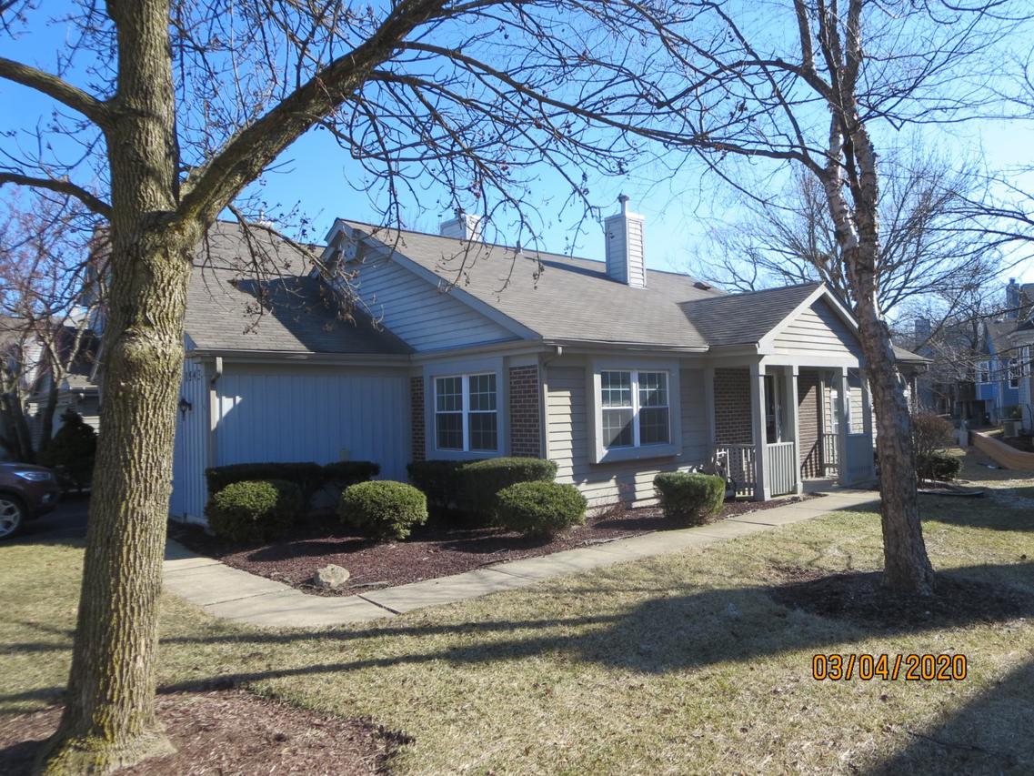 1943 Prentiss Dr., Downers Grove, IL 60516