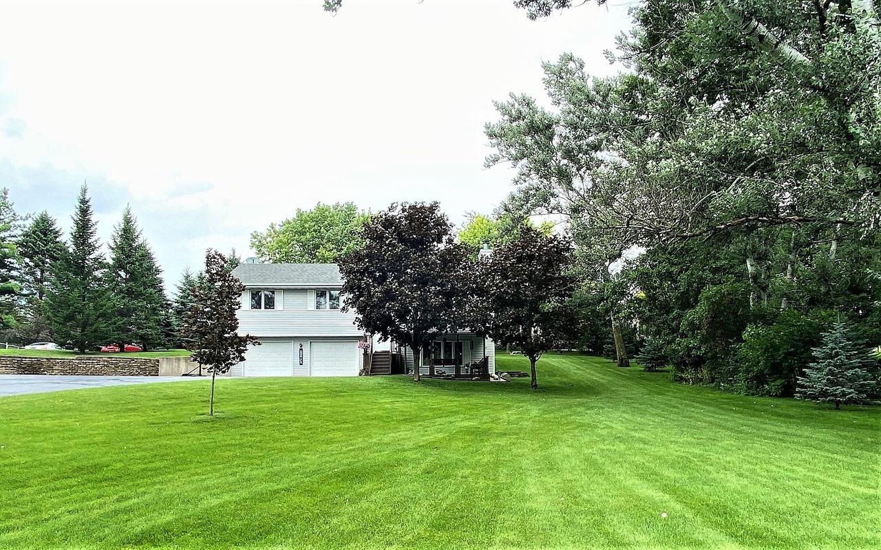 11837 Love Rd., Roscoe, IL 61073