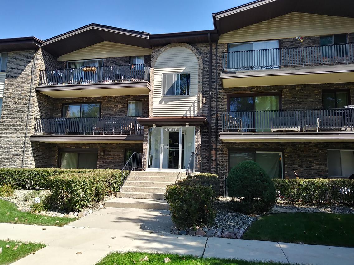 13515 Le Claire Ave. #60, Crestwood, IL 60418