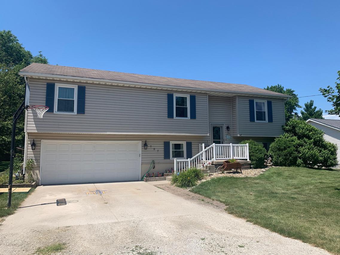 707 Cypress Ln., Forsyth, IL 62535